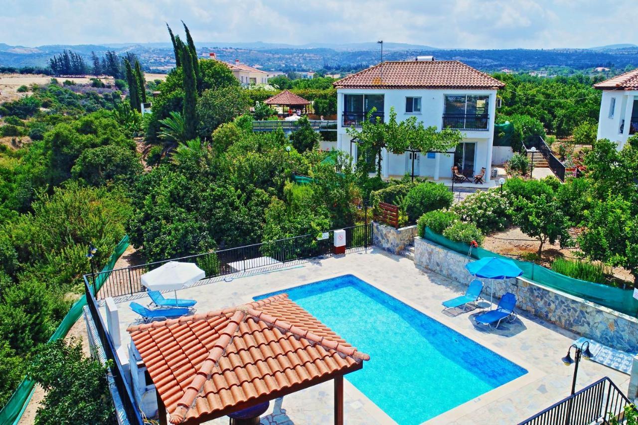 Villa Aphrodite Finiki Polis Bagian luar foto