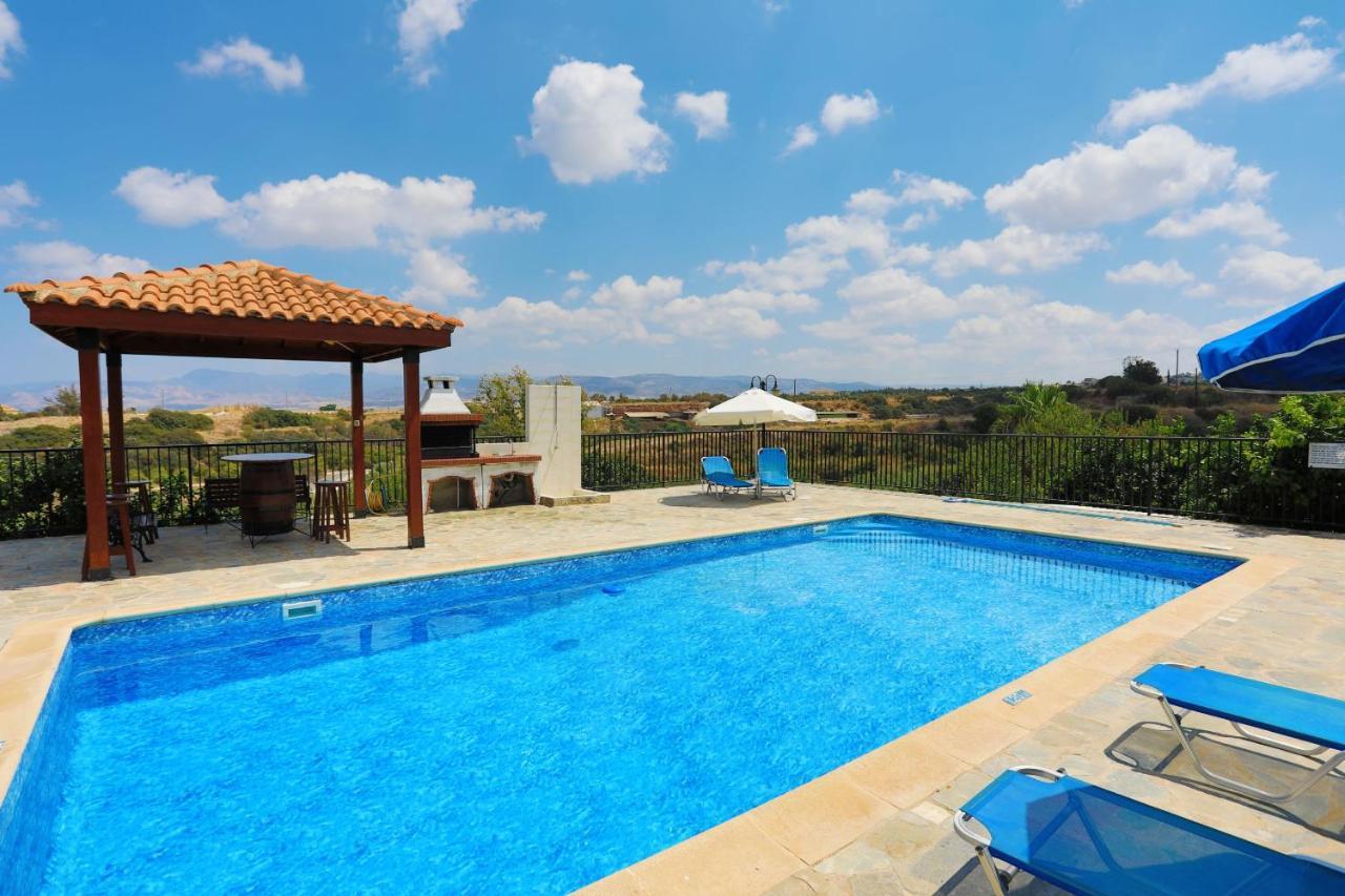 Villa Aphrodite Finiki Polis Bagian luar foto
