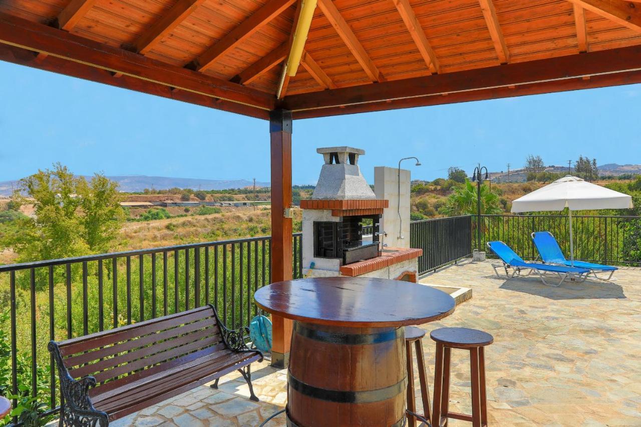Villa Aphrodite Finiki Polis Bagian luar foto