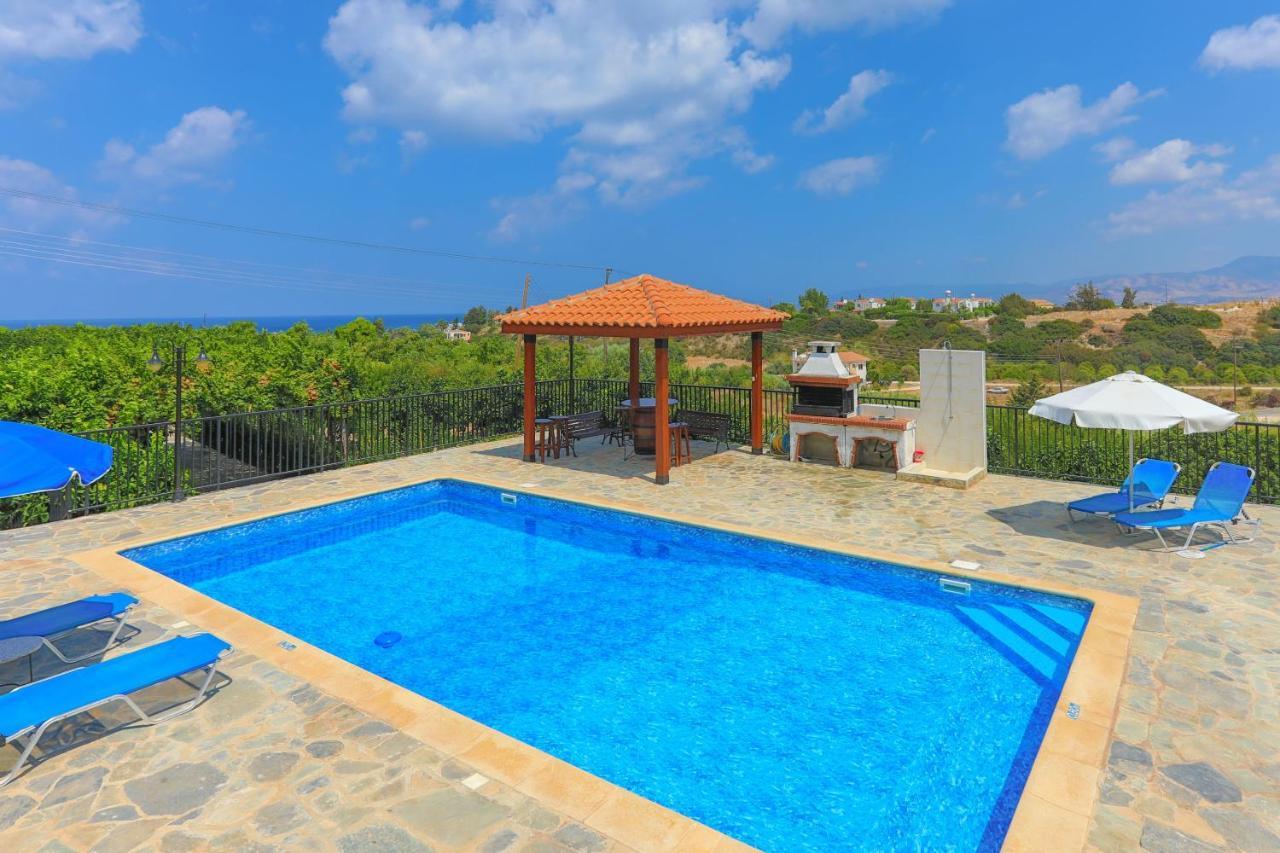 Villa Aphrodite Finiki Polis Bagian luar foto