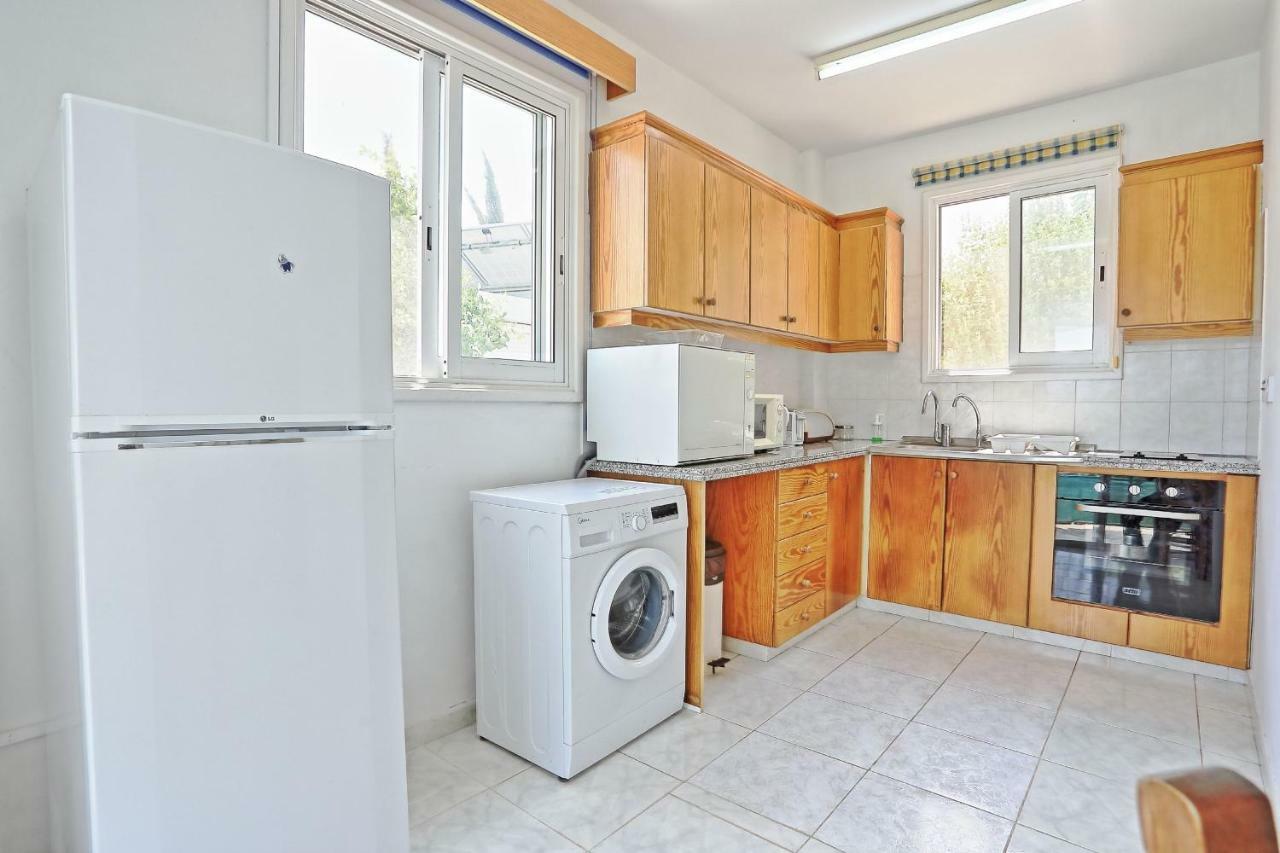 Villa Aphrodite Finiki Polis Bagian luar foto